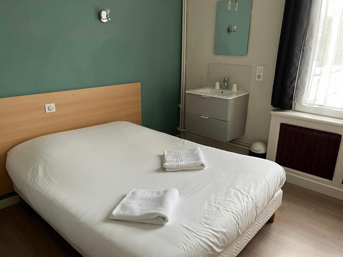 Aux Bons Amis Hotel Reims Exterior photo